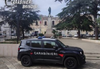 Francavilla Fontana: Operazione straordinaria dei Carabinieri, 4 arresti per evasione e droga. Denunciate 8 persone per rissa e guida in stato di ebbrezza